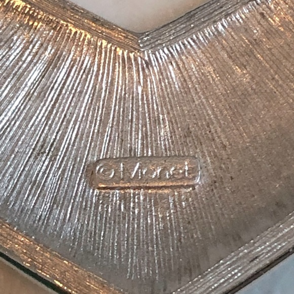 Contemporary Vintage Monet Silver Tone and Black Enamel Necklace - Picture 4 of 5